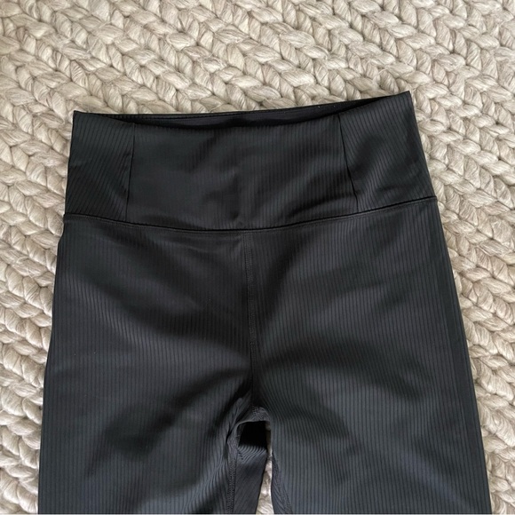 Girlfriend collective leggings - Picture 2 of 5